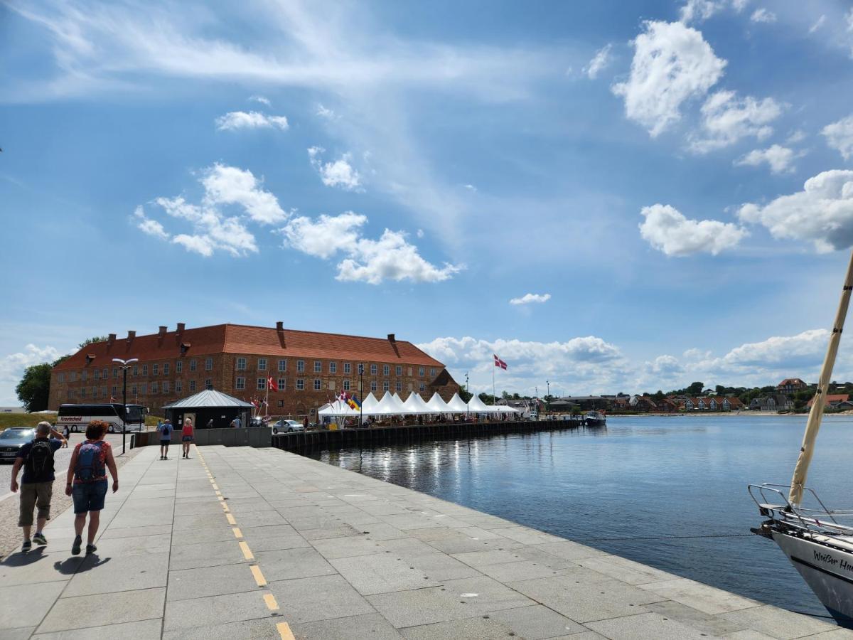 Grannys Harbour View - 1St Floor Daire Sønderborg Dış mekan fotoğraf